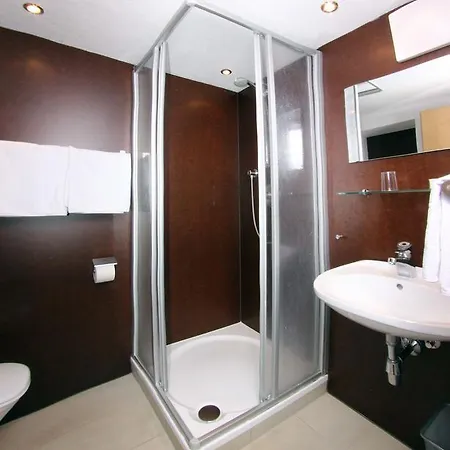 فندق Berghotel-gasthof Gstrein