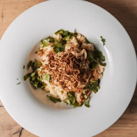 Berghotel-gasthof Gstrein فندق