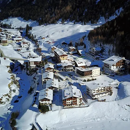 فندق Berghotel-gasthof Gstrein فنت