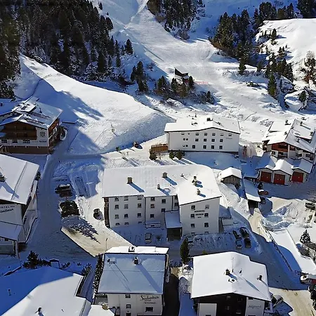 فندق Berghotel-gasthof Gstrein