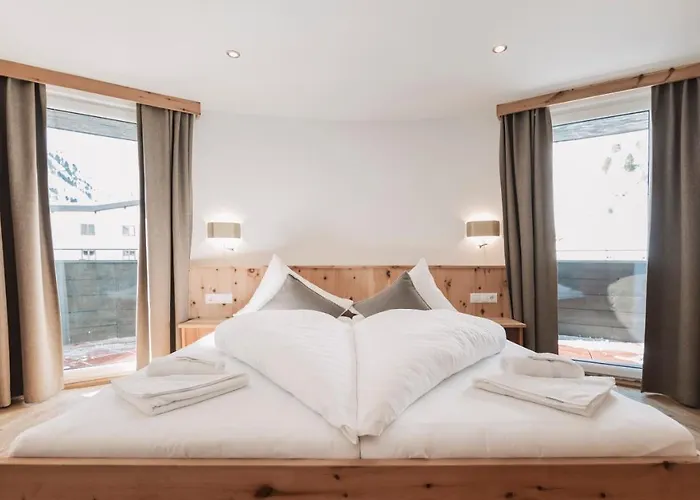 Berghotel-gasthof Gstrein Hotel 3*