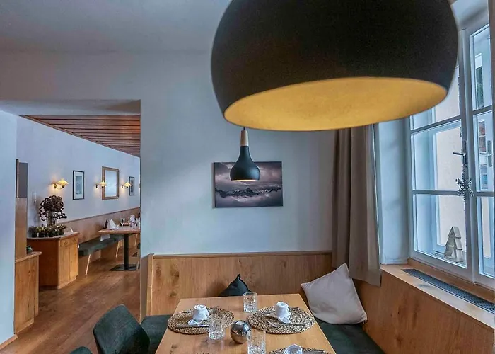 Berghotel-gasthof Gstrein Hotel