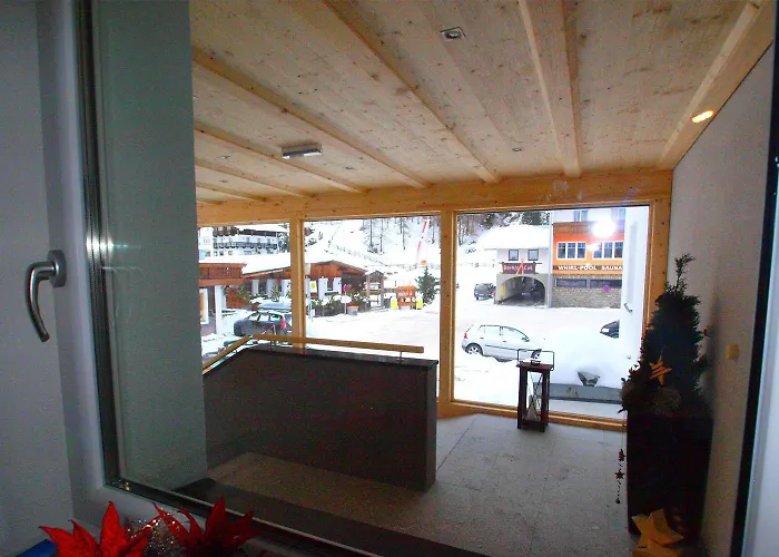 Hotel Berghotel-gasthof Gstrein 3*