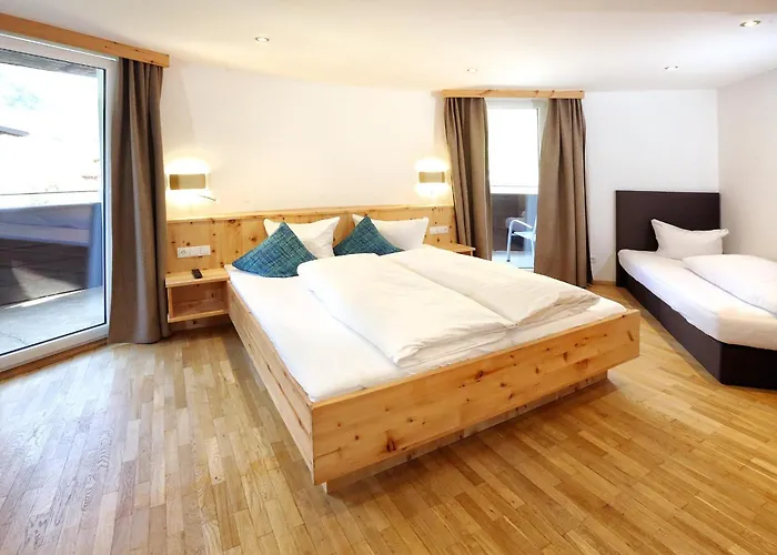 Berghotel-gasthof Gstrein Hotel 3*