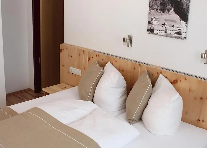 Berghotel-gasthof Gstrein Hotel