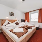 Ξενοδοχείο Berghotel-gasthof Gstrein